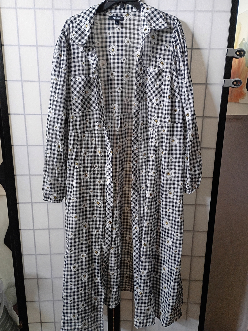 Torrid Black & White Long Gingham Duster with Daisy Print